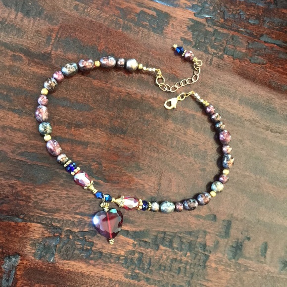 Pretty Handmade Heart Necklace Crystal and Beads - Picture 7 of 7